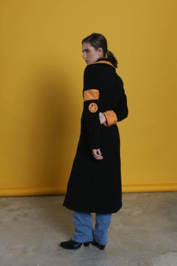 Abrigo Udoit Smile de la colección Otoño-Invierno 2021