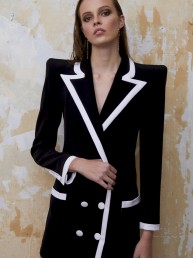 diana vreeland blazer udoit colección ss2022