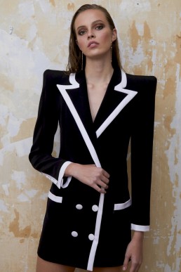 diana vreeland blazer udoit colección ss2022