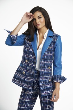 demi moore blazer udoit colección 2023