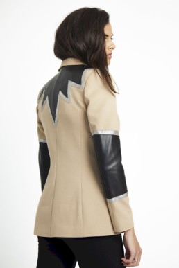 jennifer aniston blazer udoit colección 2023