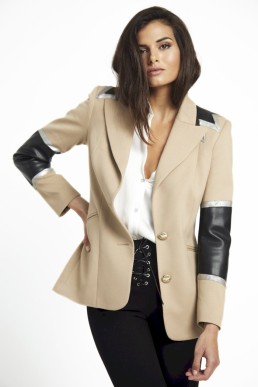 jennifer aniston blazer udoit colección 2023
